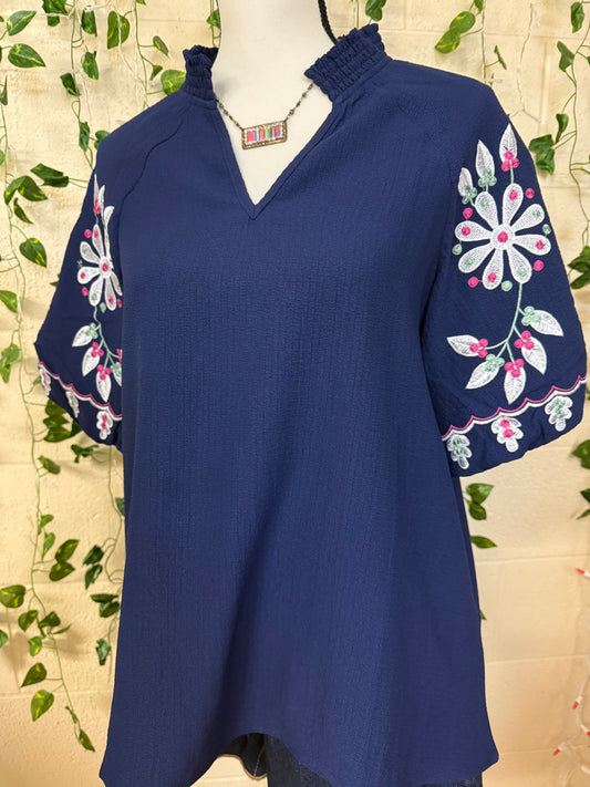Blue floral embroidery puff blouse