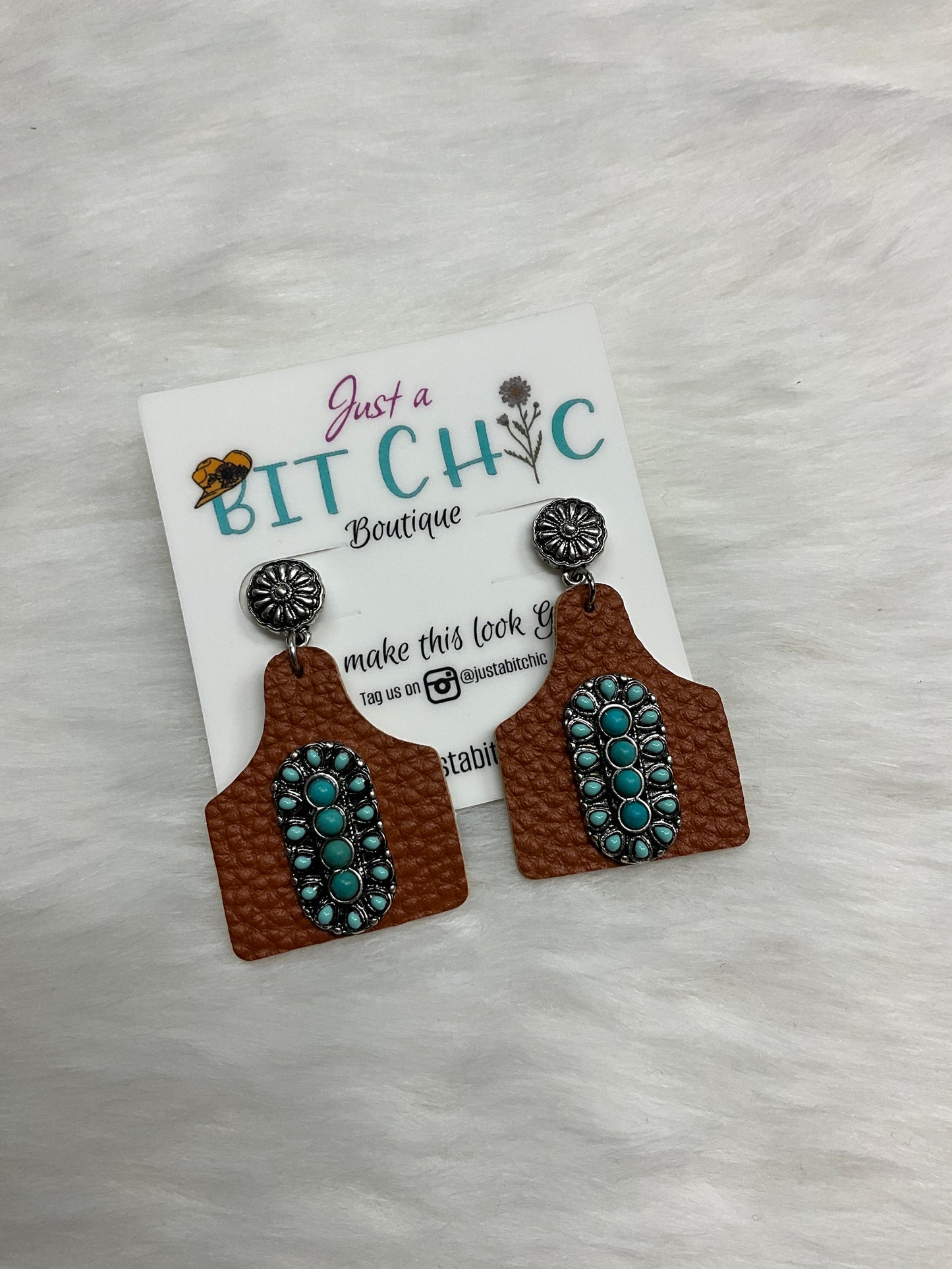 Pebbled Ear Tag Earring
