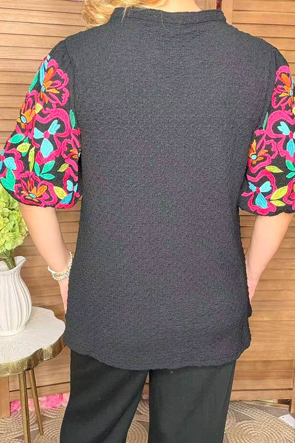 Floral embroidery knitted sleeve blouse