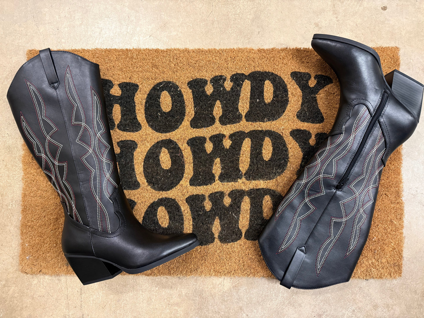Black Pointed Toe Boot