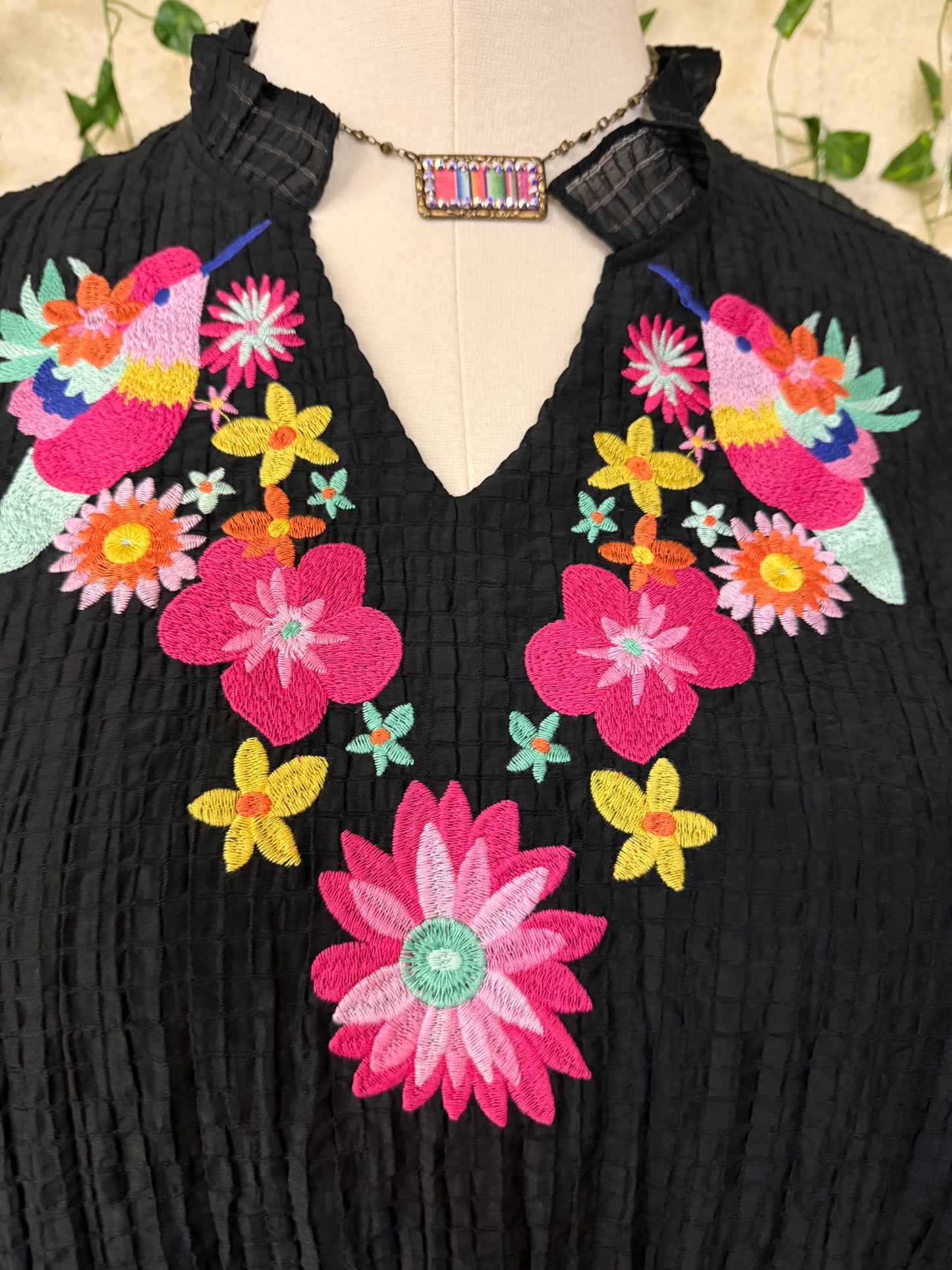 Multi-color birds embroidery blouse