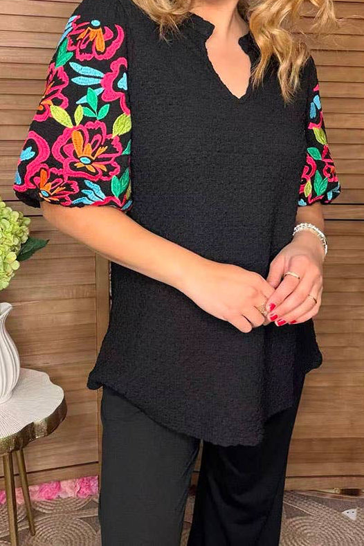 Floral embroidery knitted sleeve blouse